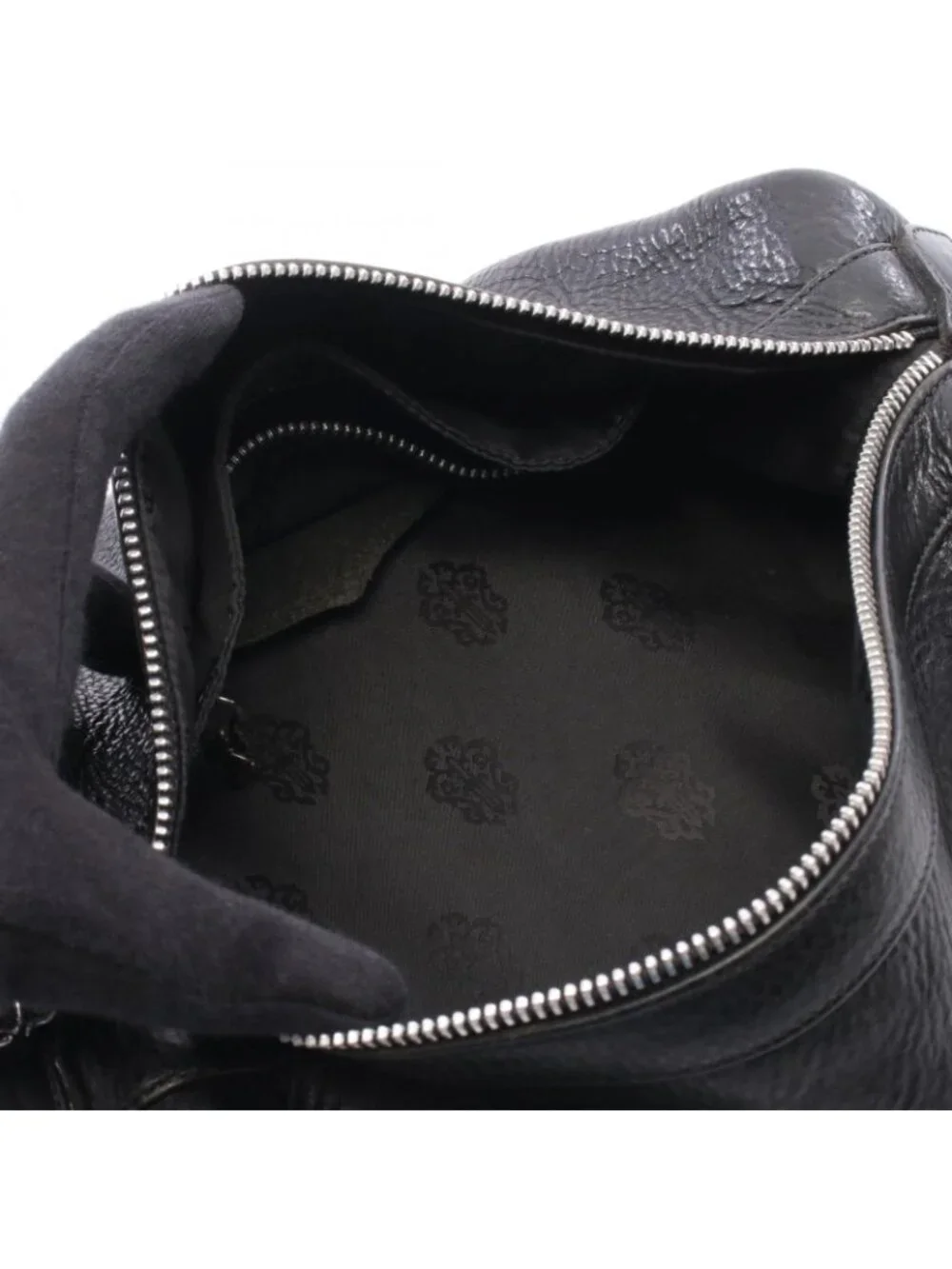 Chrome Hearts slight signs